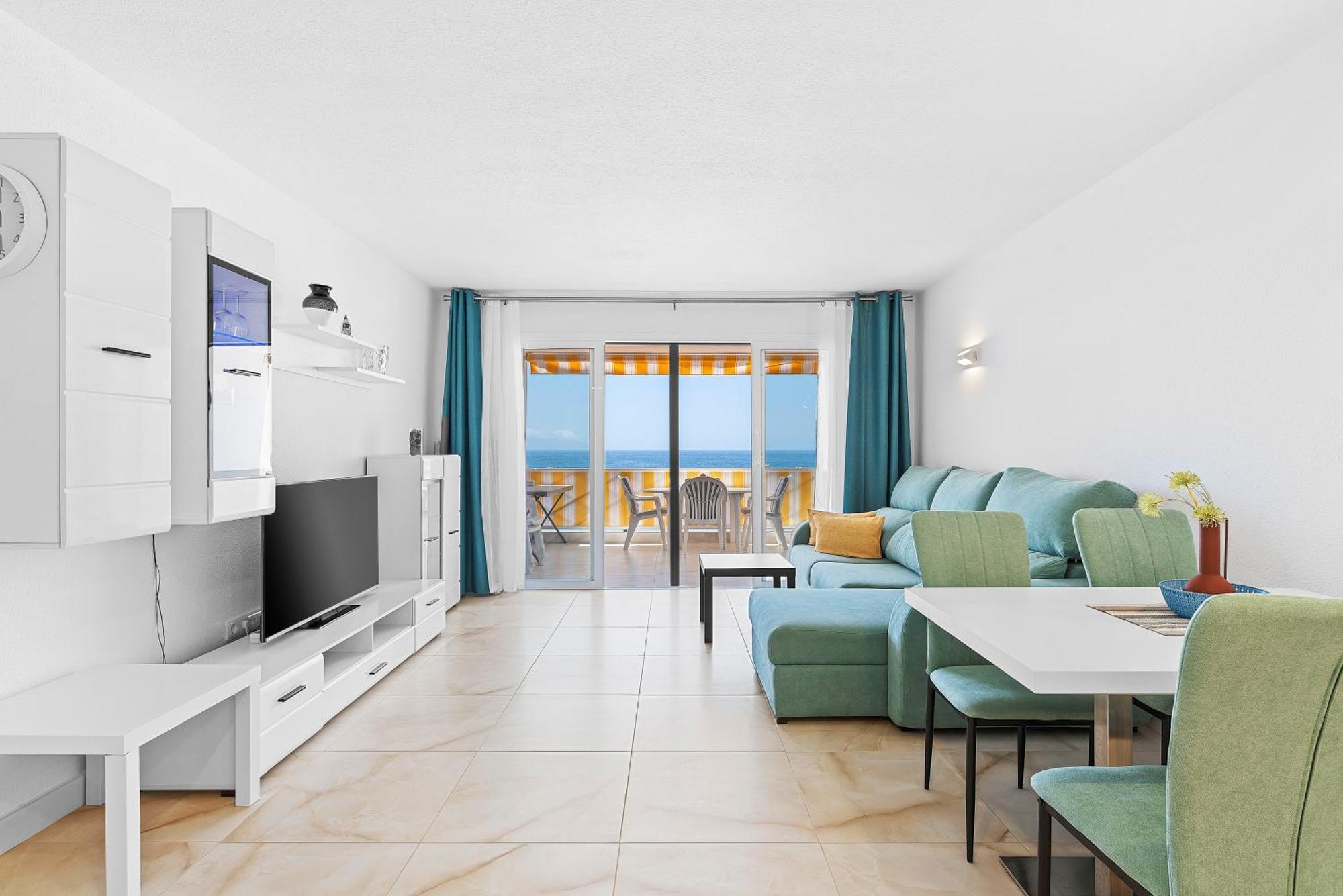 Neptuno Ocean View, Beach Line With Pool Puerto de Santiago  Exteriér fotografie