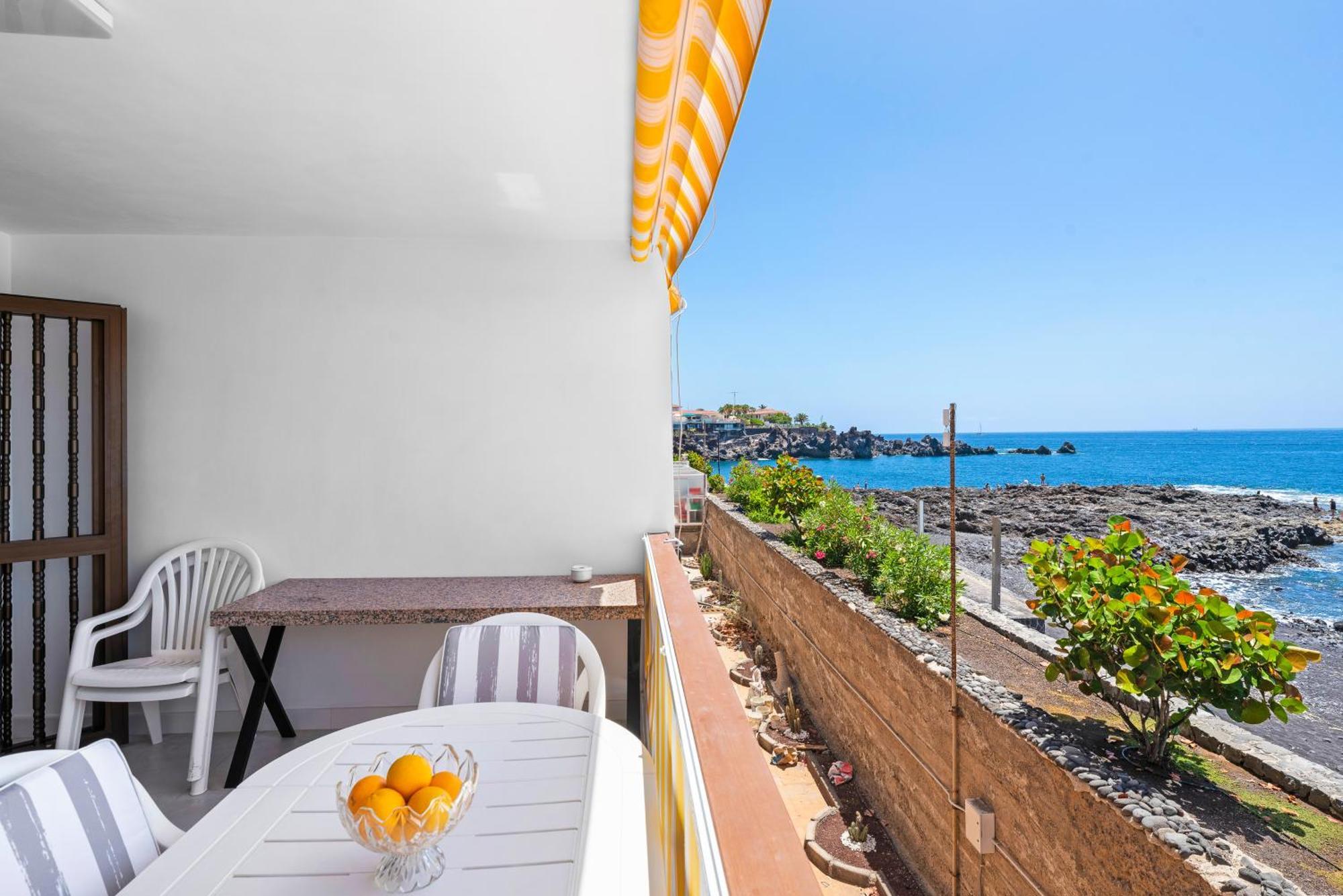 Neptuno Ocean View, Beach Line With Pool Puerto de Santiago  Exteriér fotografie