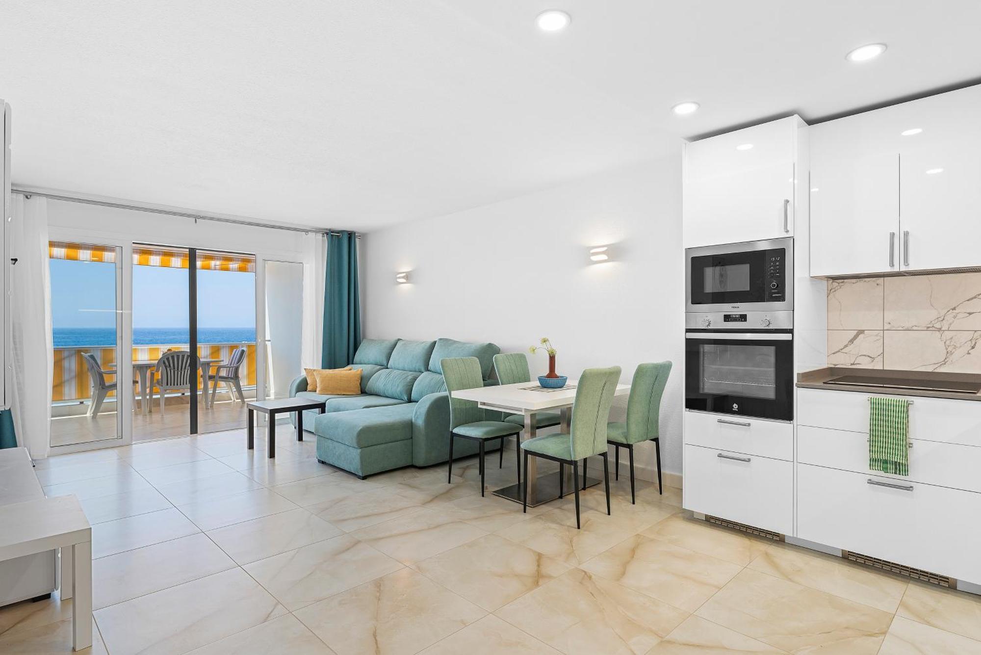 Neptuno Ocean View, Beach Line With Pool Puerto de Santiago  Exteriér fotografie
